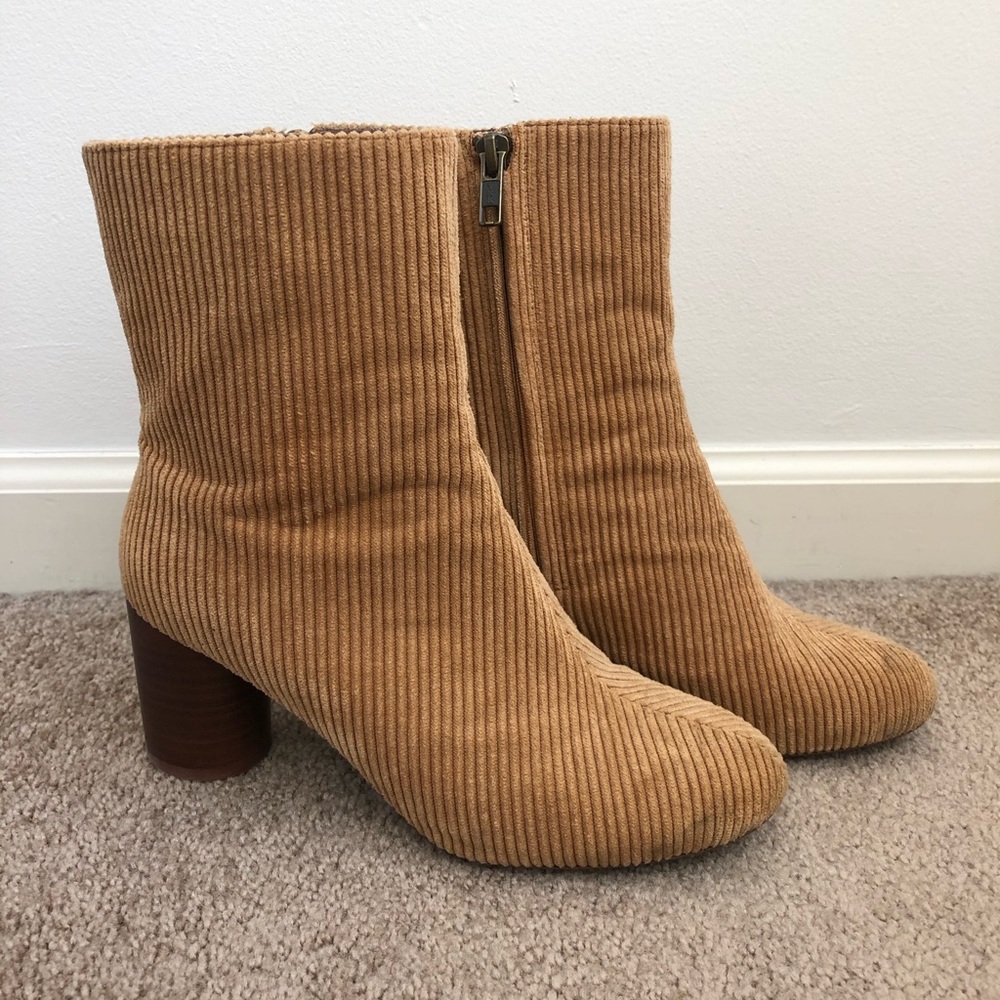 Madewell The Kaila Boot in Corduroy